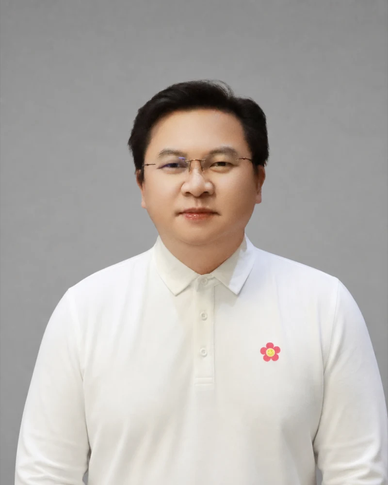 谌鹏飞的公开头像