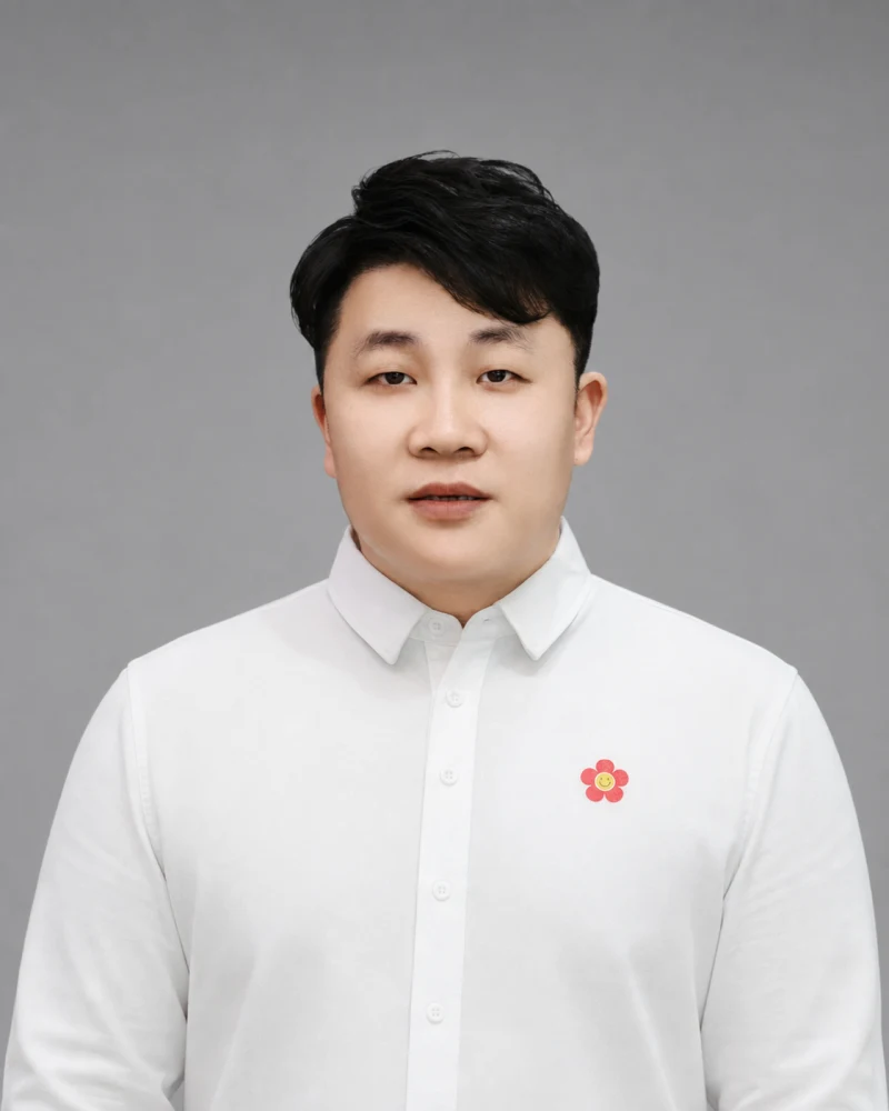 段晓浪的公开头像